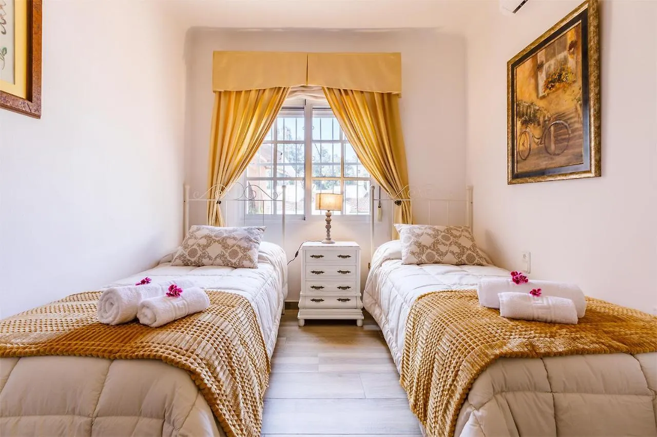 Villa La Orilla بيناخارافي