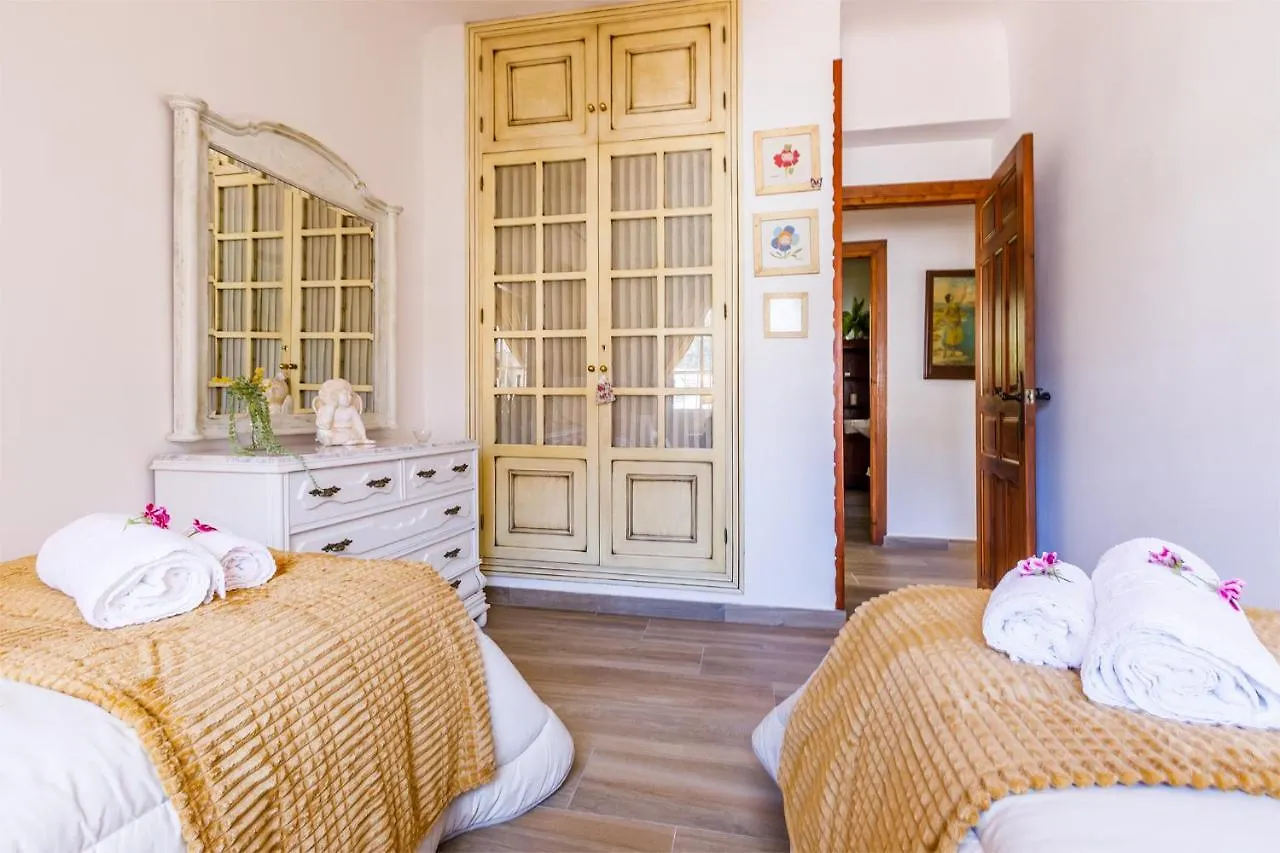 Villa La Orilla بيناخارافي 0*,  إسبانيا